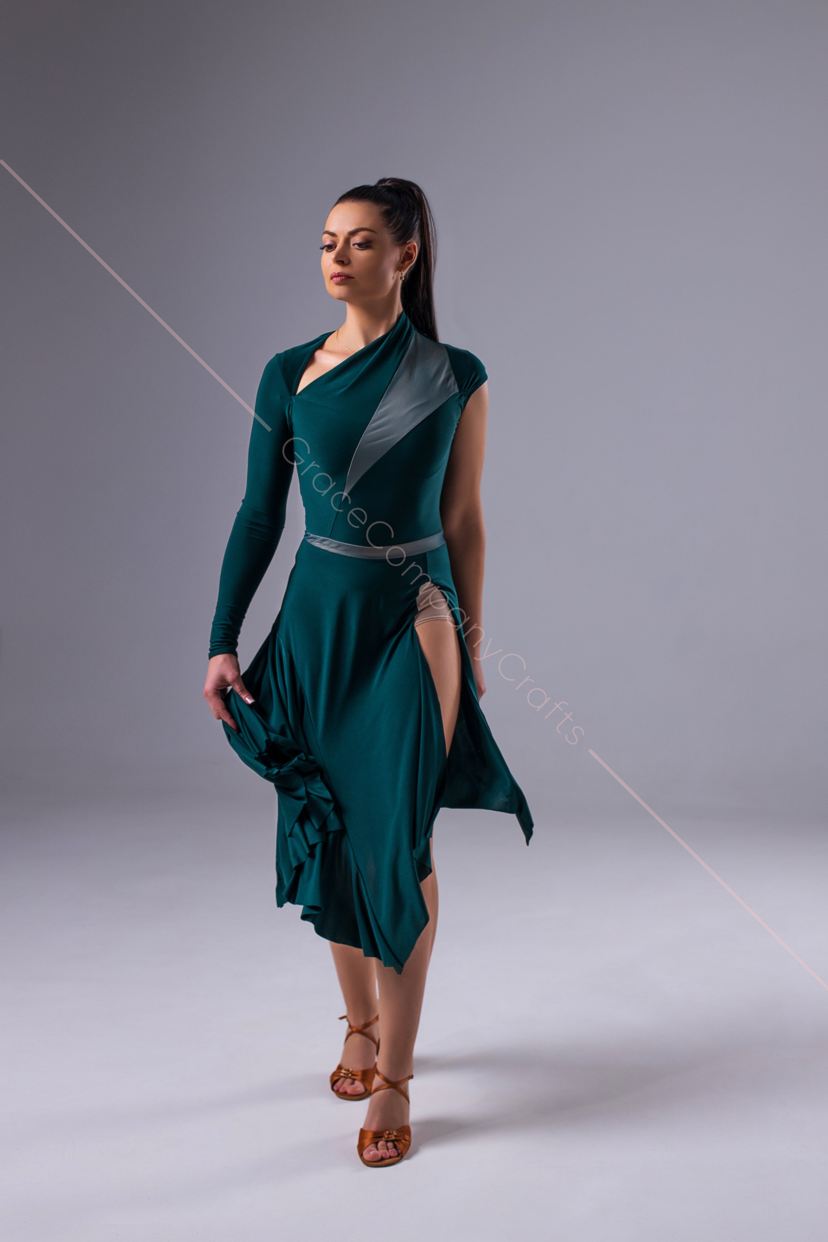 GraceCompanyCrafts Green Dance Dress - Spotlight-Stealing Elegance 5X / As pictured GraceCompanyCrafts Green Dance Dress - Spotlight-Stealing Elegance 5X / As pictured