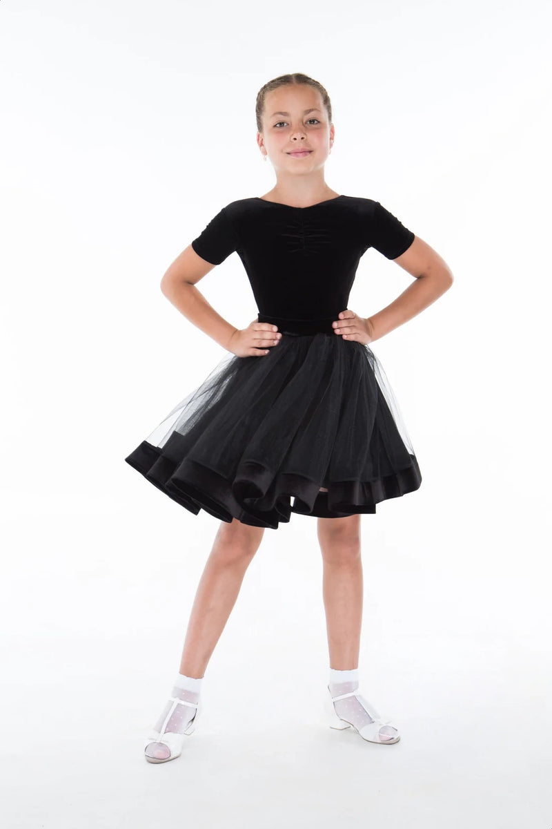 Rating dress for the ballroom program latin dances