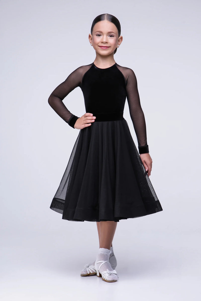 Rating dress for ballroom dancing programs standard and latin (two skirts)