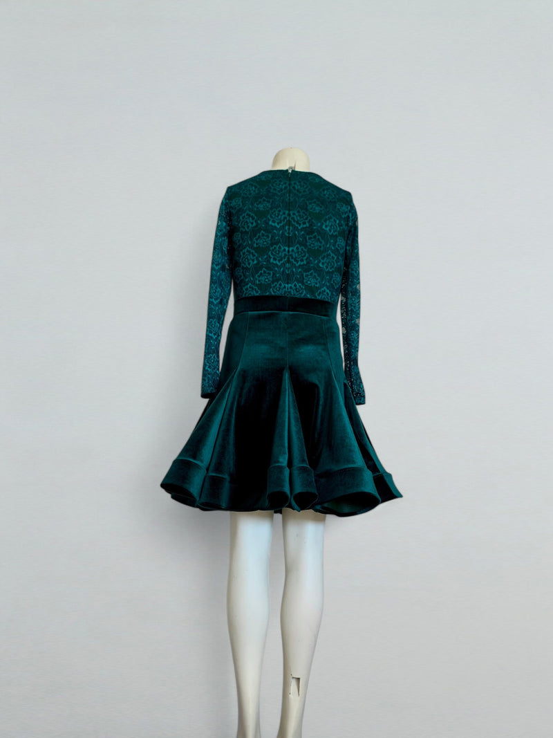 emerald green dance dress Velvet Ballroom Practice with Lace Sleeves 7 years Lyrical dance Size:US 11.5 / EU 42.5 Collection Patterns and Books Sorceress Strapped Up Maxi 110cm 15.5 inch/39.5cm XXL