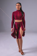 Elegant long-sleeve dance crop top