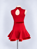 Velvet collar and belt back detail