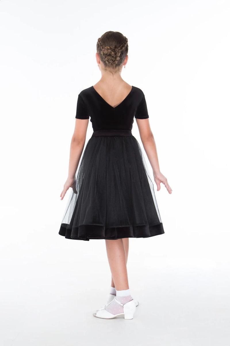 Rating dress for the ball program standard