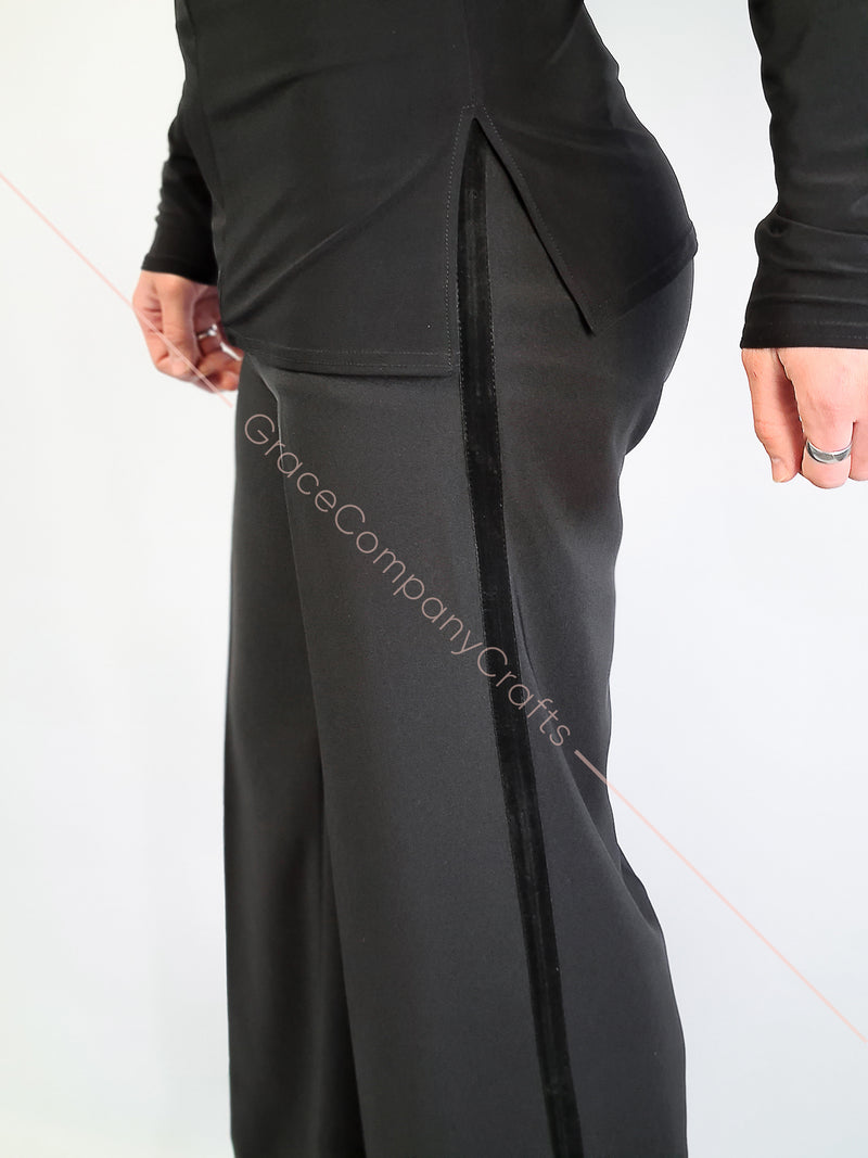 Trousers for ballroom dancing without pockets, without tucks, velor stripes