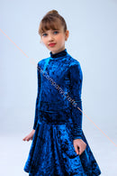 Rating dress for the dance floor made of velor