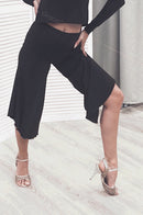 Stylish capri pants for tango