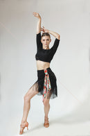 Versatile fringe dance skirt: comfortable wear for artistic expression