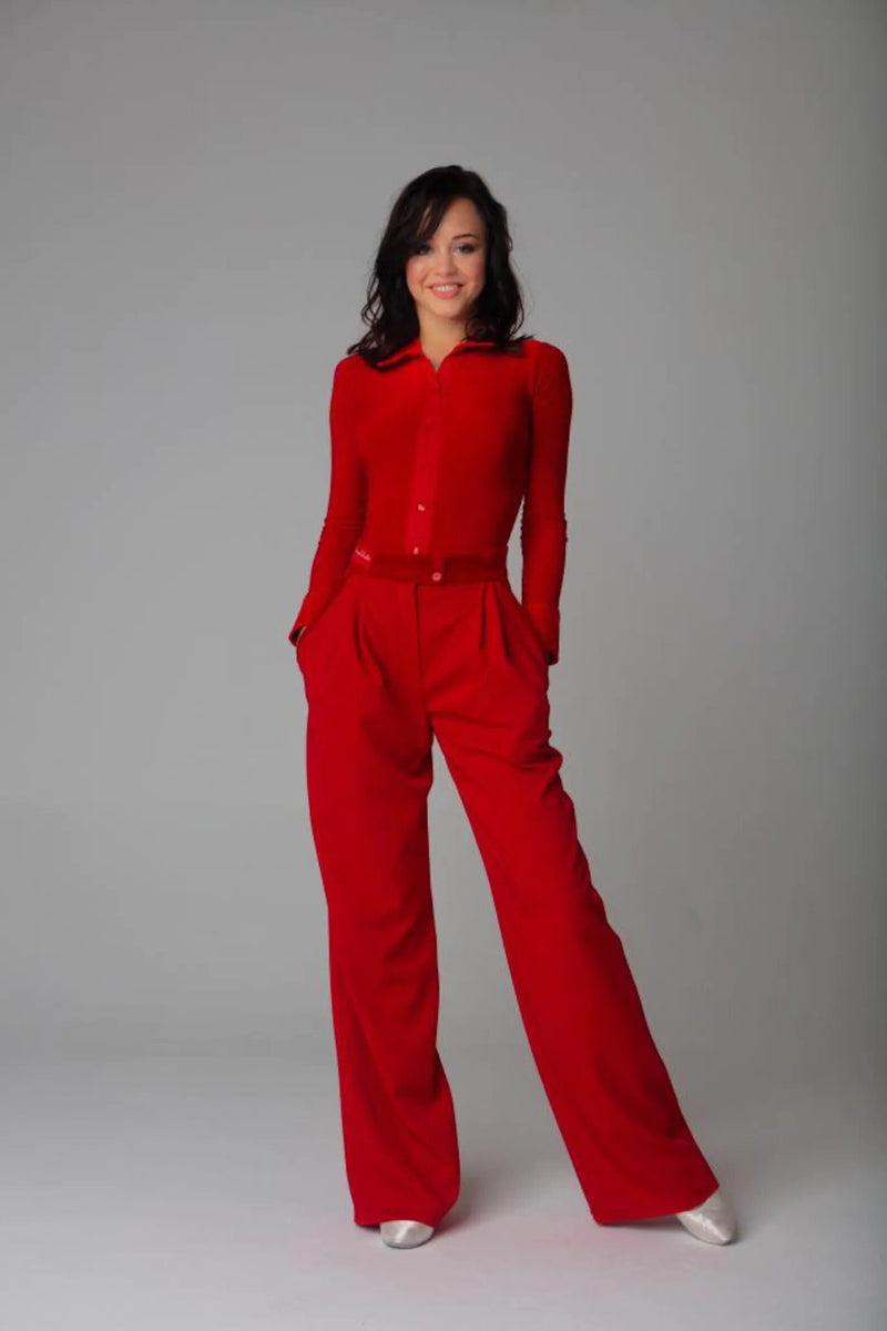 Long-sleeved red bodysuit for dancing. Body with guipure back